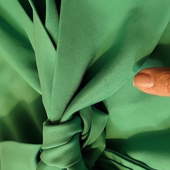 80's Green Scarf Tie Blouse - Picture 4 of 11